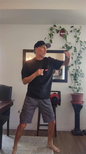 1-2-3-2 : The perfect formula🥊 #boxing #shadowboxing #boxingtraining #boxingdrills