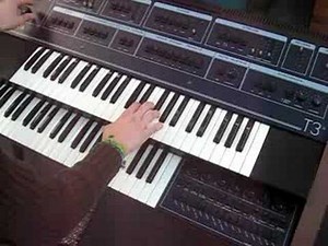 Crumar T3 Synthesizer Organ Bass and Strings