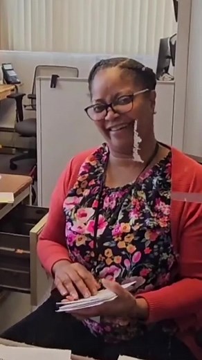 Don't Record Me! 😳 #firstamendmentaudit #1stamendment #copsoftiktok #dismissed #karen #wethepeople #policeofficer #lawsuit #constitution #copwatch #policeoftiktok #policeaudit #longislandaudit