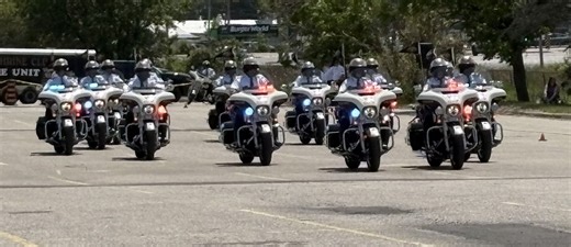 OPP Golden Helmets impress in North Bay with their precision and power - PHOTOS