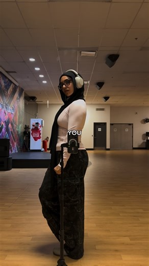 @gymwsab on Instagram: "haven't peaked yet 😝💪🏽 #gymreels #fitnessjourney #beforeandafter #womenwholift #transformationreels before and after transformation, gym lifestyle content, women who lift weights, fitness transformation journey, strength training progress, glute and back training, muscle growth progress, hijabi fitness content, gym motivation for women, lifting heavy as a woman"