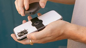 PopSockets launches iPhone grip with built-in battery | AppleInsider