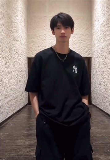 哒哒~ 科科🇨🇳 His name is Coco / 科科 Douyin: 990106kk #dance #dancechallenge #douyin_china #douyindance #trendingdance #chinesedancer #抖音潮流舞蹈地图