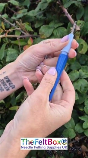 How to Open & Change Needles in Your Felting Tools
