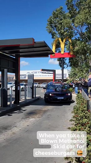 When you take a Blown Methanol Skid car for cheeseburgers 🍔. . #burnoutcar #skids #burnouts #blown #trailer #mcdonalds #mentalhealth #motorsportlife #cheeseburger #redcentrenats #musclecars #carporn #photography #alicesprings #love #instacars #carinstagram #redcentrenats #carsofinstagram #northernterritory #carswithoutlimits #horsepower #burnoutmastersgame #australia #detailing #carshow #streetmachine | Phoenix GTS - Burnout car