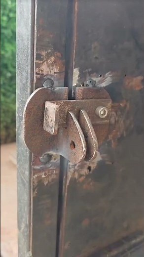 Incredible Metalwork Idea to Create a Heavy Duty Locking Latch System