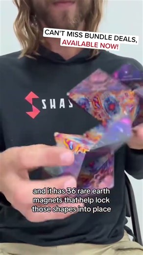 Looking for a unique fidget toy? Shashibo is the answer! This STEAM accredited magnetic puzzle cube