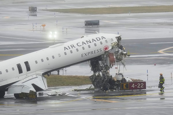 LaGuardia reopens after deadly plane crash