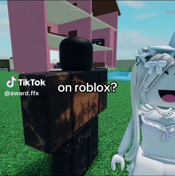 Funny Roblox Moments: Exploring Dollhouse Roleplay