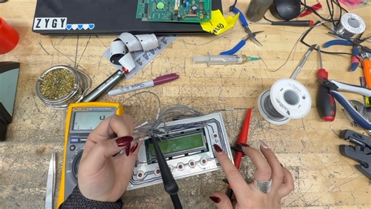 Rebuilding the touchpad with buttons for a 20 year old controller