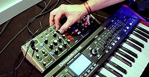 Behringer D Hands-On Demo
