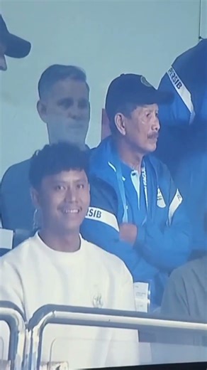Djanur Herdman di Persib 2 Malut 0 #persib #bobotoh #puncak #puncaktiris