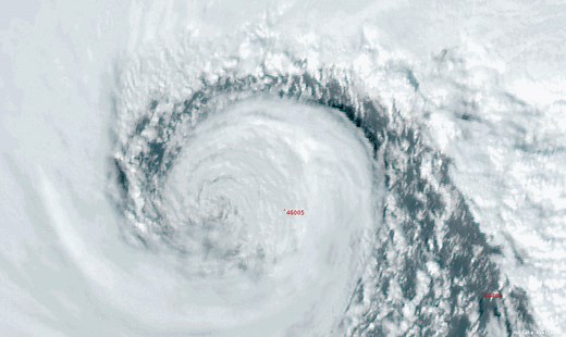 🫡 Shout out to Buoy 46005! The center of the strong oceanic cyclone passed almost right overhead, however, it ceased reporting observations over an hour ago with the last recorded pressure reading of 952mb... it's likely below 950mb now. As always visit weather.gov/pqr/ for the latest forecast! | US National Weather Service Portland Oregon