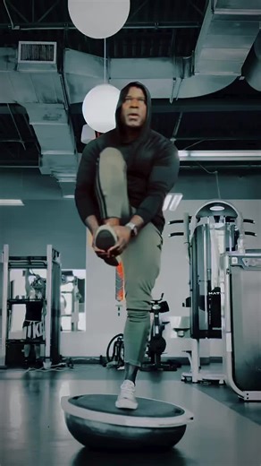 I'm really enjoying my time at 54 because I believe in the science that shows Mobility is like an insurance policy for your body. If you don’t work on it now, you'll regret it later. #jointmobility #mobilitytraining #movementismedicine #healthylifestyle #wellness