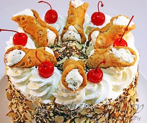 9.7K views · 423 reactions | Cannoli Cream Cake Recipe~ Gretchen's...