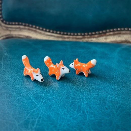 Tiny Standing Fox Totem Figurine, Polymer Clay Fox Sculpture - Etsy