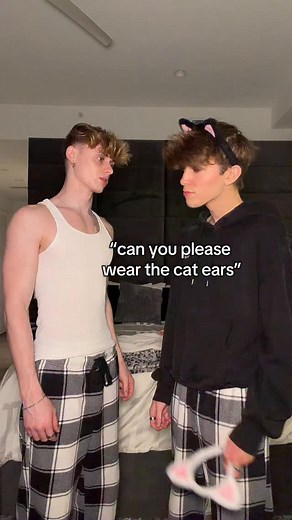391K views · 12K reactions | I got my boyfriend to wear cat ears @henrycmetzger . . . #couple #couplegoals #gay | Bbranson8 | Facebook