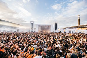 Plastic, aggregaten en transport: de huidige stand van zaken op weg naar circulaire festivals