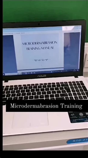 Gorgeous day today doing Microdermabrasion Training... #girlsjustwanttohavefun #skincarecourses #beautyeducation #newcastleupontyne #beautyschool