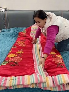 1.5M views · 2K reactions | Save time and space with this folding hack! | Nifty & Thrifty | Facebook