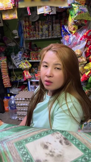 Bibili Ako ng Toothbrush! Mga Kakaibang Vlog Moment