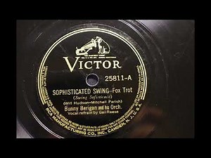 BUNNY BERIGAN AND HIS ORCHESTRA { SOPHISTICATED SWING } 1938.