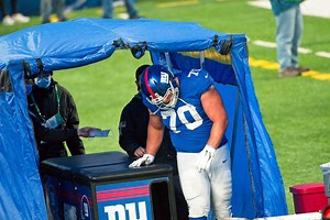 How Do NFL Players Go to the Bathroom During a Game?