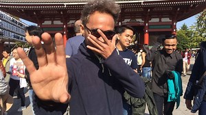 Fana Merah Jambu (Fourtwnty) cover at downtown Tokyo