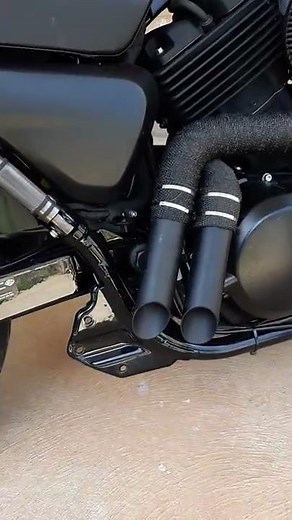 Harley Davidson Street 500 Custom Exhaust straight through to atmosphere