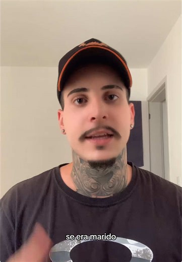 Casal na Praia: O Vídeo que Causou Polêmica