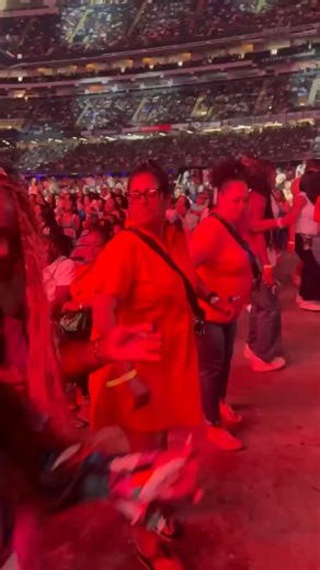 ESSENCE Festival of Culture on Instagram: "And here we go! The line dances have commenced. Let the games begin."