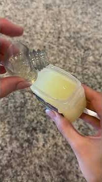 Restore wood & remove water stains with petroleum jelly! #momhack #hacksandtips