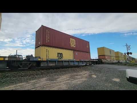 Bnsf stack train