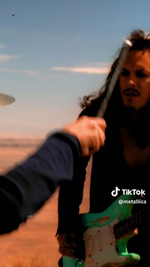 Metallica 'I Disappear' Music Video Debut | 2000 Throwback