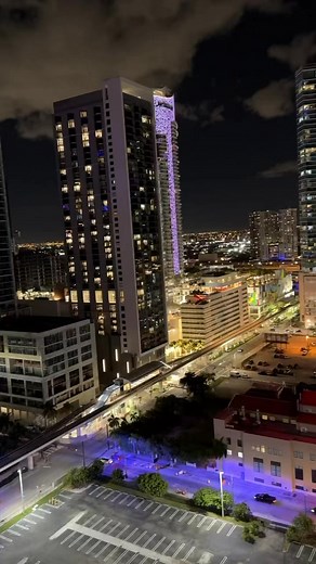 City view of your beautiful Miami 🇺🇸#miami #florida #usa | California USA