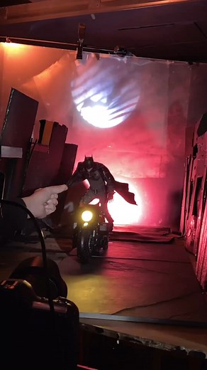 109K views · 812 reactions | This shit is too cool • Credit: @samplertimes • My private @daviiidmiranda驪 • #batman #batmanvsuperman #thebatman #batmanvssuperman #batmanandrobin #batmanday #batmantheanimatedseries #batmancosplay #batmanfan #batmanbegins #legobatman #batmanbeyond #batmanvsupermandawnofjustice #batmanreturns #batmanforever #batmancomics #becodobatman #batmanart #batmanvillains #batmananimatedseries #batmancollection #batmanfan | Bat Universe | Facebook