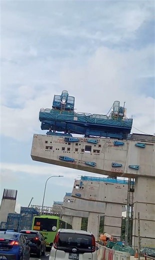🇸🇬 Driving experience 🚜during Construction
