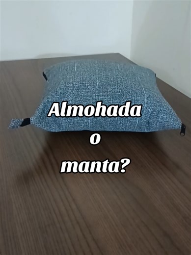 Almohada Manta: Tu Compañera Ideal de Viaje
