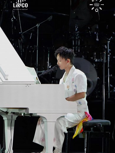 Hoàng Dũng Concert Xoay Tròn Đêm 2