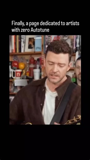 Zero Autotune on Instagram: "There’s something different about Justin Timberlake when he performs live — especially at NPR’s Tiny Desk. No big stage, no flashing lights, no production tricks… just pure musicianship. His tone is cleaner, warmer, and more controlled than most people realize, and the way he glides between chest voice and falsetto is exactly why he’s considered one of the most versatile male vocalists of his era. What makes this performance so addictive is the intimacy: every run, e