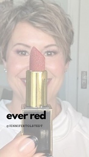Red Lips  Yes Please!! I don’t wear a red lip normally but I am loving Ever Red! I have had so much fun wearing a bold lip. Let me know, would you wear a red lip?  | Jennifer Tolstedt Simple Easy Makeup | Facebook