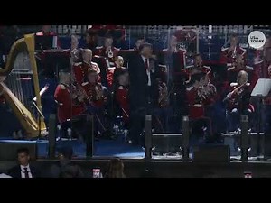 Trump dances to 'YMCA' following end of speech at Great American State Fair rally