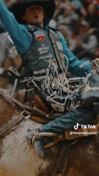 Stetson Wright Wins 2025 American West Saddle Bronc Title