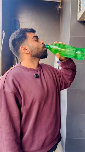 Gaurav Ne Pi white yellow aur black holding #funny #comedy#gourov arora vlogs####################