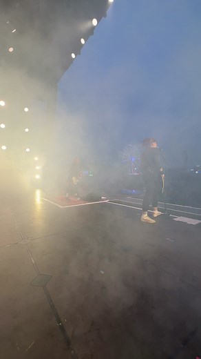 Danke, Deichbrand! So schön war das bei Euch! #broilers #deichbrand #wetterscheisselaunesuper | Broilers