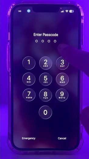 How to resize the clock on iPhone Lock Screen (iOS 26) #iPhone #ios26 #iphonetricks