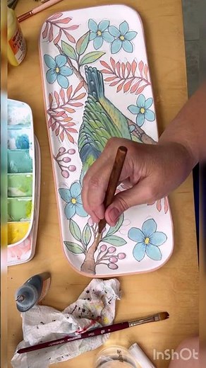 Painting on clay with Amaco and Mayco underglazes #painting #potterytutorial