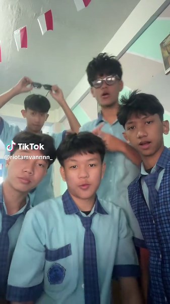Baper dan Galau: Ekspresi Cinta dalam Video Kreatif