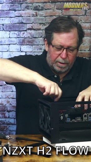 Motherboard Screws Install | Modders-Inc
