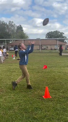 The Saints hosted a Play Football Experience at Isaac G. Joseph Elementary School 😆